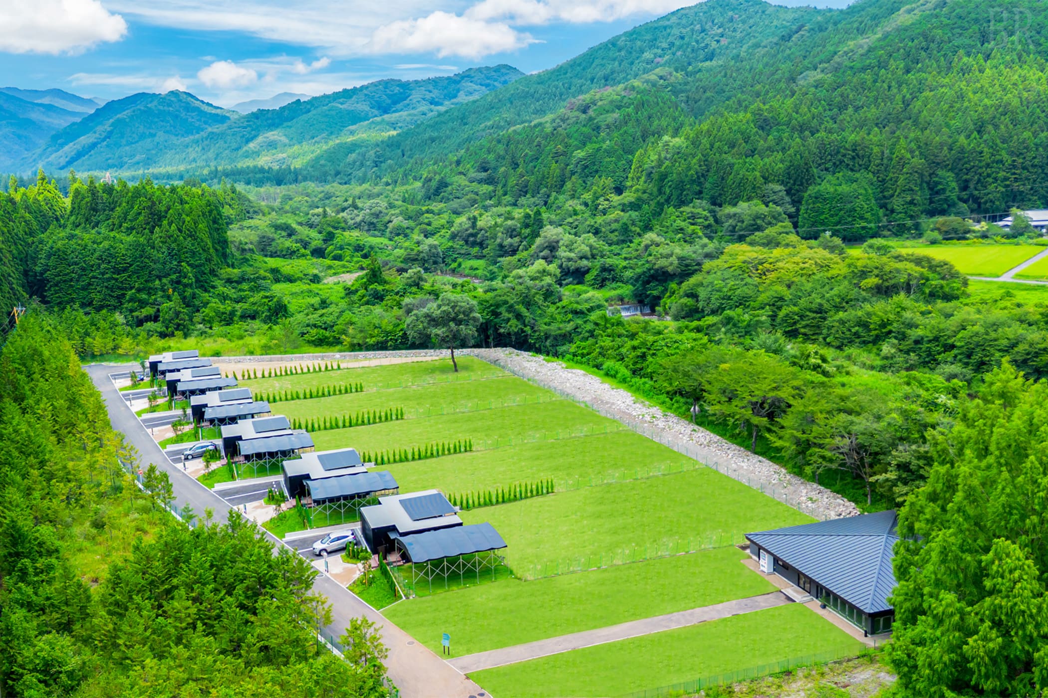 https://www.tochigi-nikko-dogresort.com/wp-content/uploads/2025/09/top-slide-image02.jpg